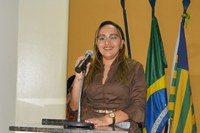 Hélvia Almeida “Projeto de construção de casas é de suma importância para o município”