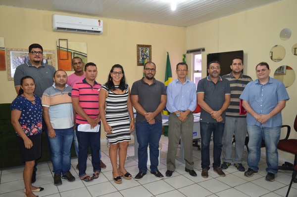 Reunião entre representantes do SINDSERM, PMG e Vereadores discute e apresenta sugestões sobre projetos