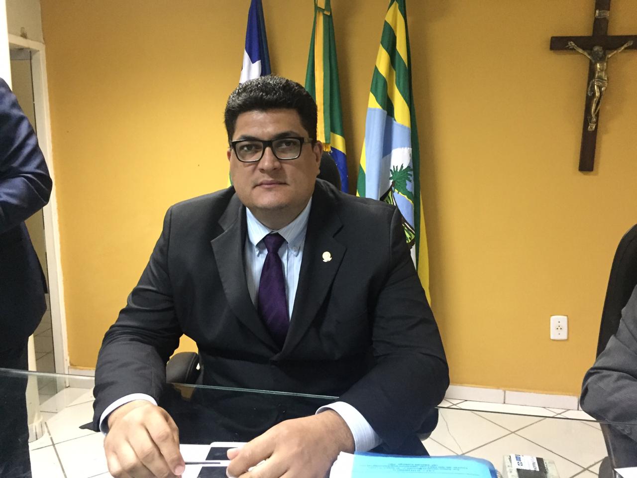 Vereador Marcelo Mota (PDT) A firma que o lixo de Guadalupe é conhecido como o lixo de ródio o metal mais caro do mundo 