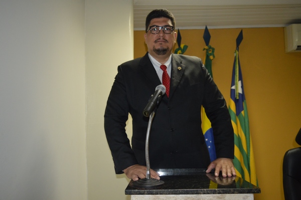 Vereador Marcelo Mota - PDT cobra documentos que comprovem emplacamento de ambulância do SAMU