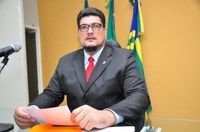Vereador Marcelo Mota (PDT) Solicita do Poder Público Municipal a limpeza e recuperação de uma fossa estourada na quadra 13 Centro 