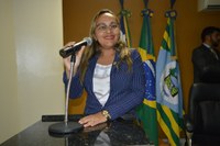 Vereadora Hélvia Almeida parabeniza Prefeita pela aquisição de nova Ambulância e projeto de revitalização da Quadra 14