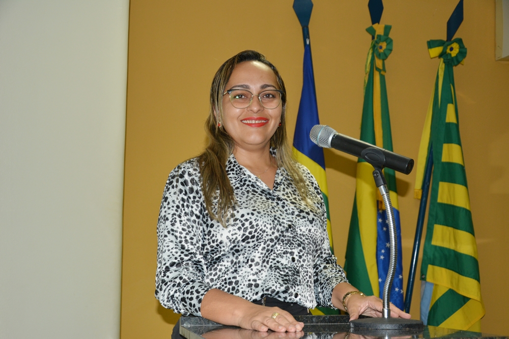 Vereadora Hélvia Almeida (PSD) disse que gestão da Prefeita não para e está trabalhando 