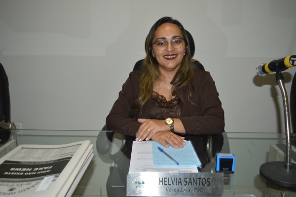 Vereadora Hélvia Almeida - PSD pede academia de Saúde e Regularização das Casas da COHAB