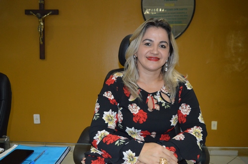 Vereadora Luciana Martins consegue aprovação de Projeto de lei e emenda
