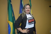 Vereadora Luciana Martins - PCdoB, destacou prejuízos causados ao Município pelo Ex-Prefeito