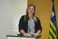 Vereadora Luciana Martins (PCdoB) Encaminha oficio para Deputado Federal Júlio César pedindo uma UTI móvel 
