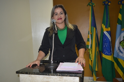 Vereadora Luciana Martins pede maior segurança para o Hospital Pedrina Silveira