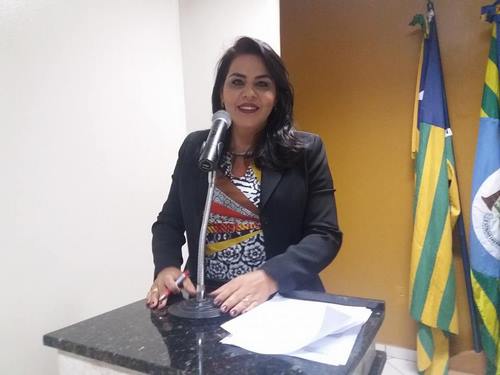 Vereadora Surama Martins cobra regularização do loteamento Vila Nova II