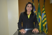 Vereadora Surama Martins - DEM, destaca preocupação da População com coloração da água em nossa cidade